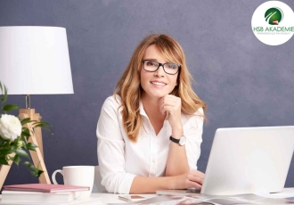 Der Onlineredakteur – Zwischen Journalismus und Marketing